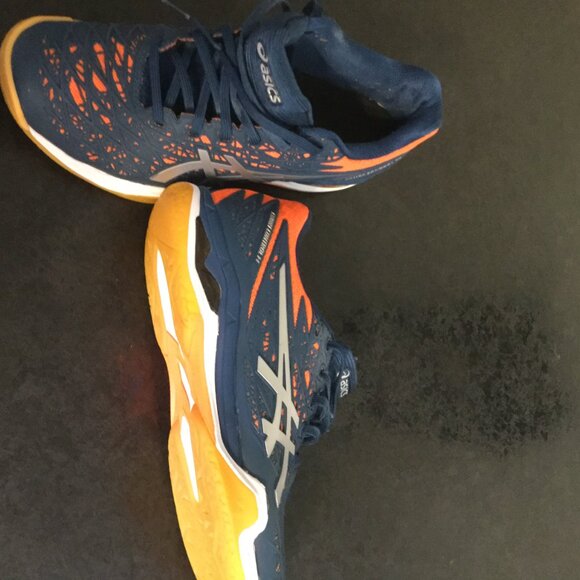 Asics court shoes worn inside for pickleball men's size 75. blue and orange - Picture 7 of 7